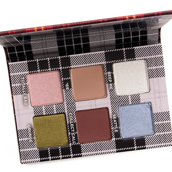 Urban Decay Decades 1993 90s Grunge Eye Shadow Palette NEVER USED - Picture 2 of 5